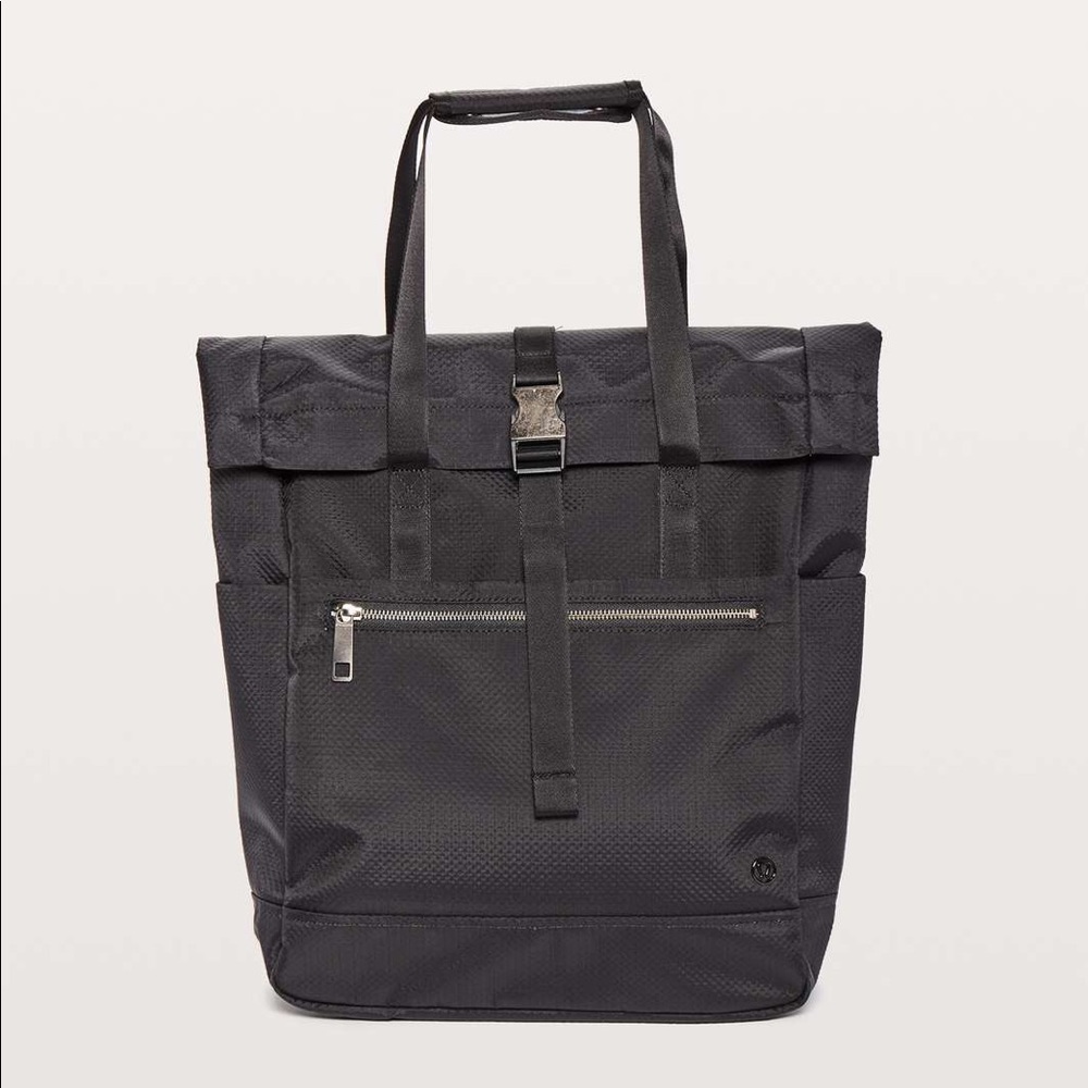 Lululemon One Trek Mind Tote